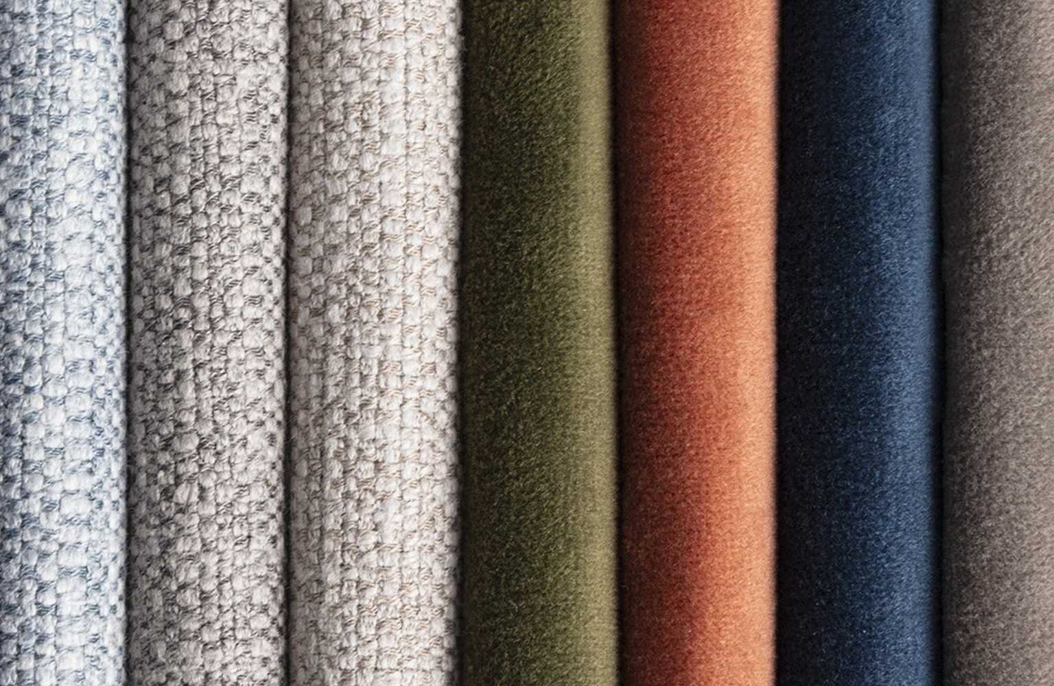 در این مقاله خصوصیات انواع کلی پارچه های رومبلی را بررسی خواهیم کرد.